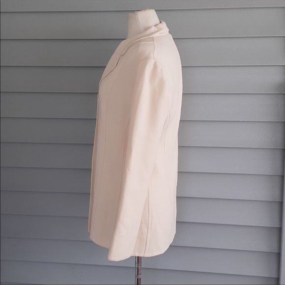 Vintage Donna Karan Blazer - Picture 4 of 10